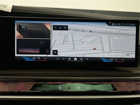 New 2026 BMW 750e xDrive w/ Premium Package image 3