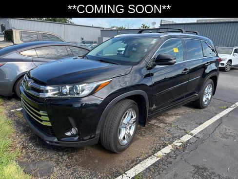 Used 2018 Toyota Highlander Limited w/ Protection Package #3 AWD/4WD image 1