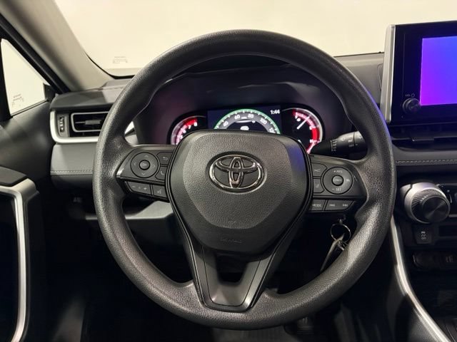 Used 2024 Toyota RAV4 LE FWD image 16