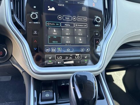 New 2025 Subaru Outback Limited image 25