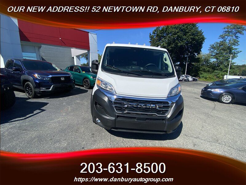 Used 2025 RAM ProMaster 2500 w/ U-Haul Equipment Group FWD image 11