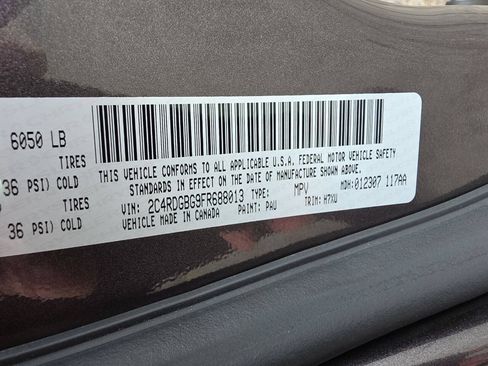 Used 2015 Dodge Grand Caravan American Value Package FWD image 27
