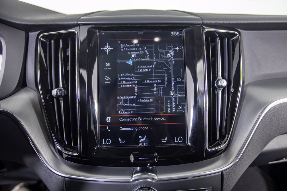 Used 2019 Volvo XC60 T5 Momentum w/ Premium Package FWD image 28
