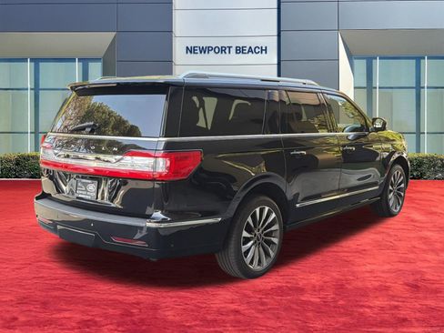 Used 2020 Lincoln Navigator L Reserve w/ Luxury Package AWD/4WD image 9
