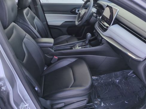 Certified 2024 Jeep Compass Limited w/ Sun and Sound Group image 22