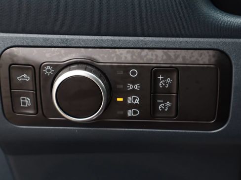 Used 2025 Ford Maverick XL FWD image 22