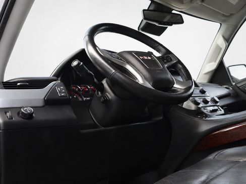 Used 2016 GMC Yukon SLT RWD image 30