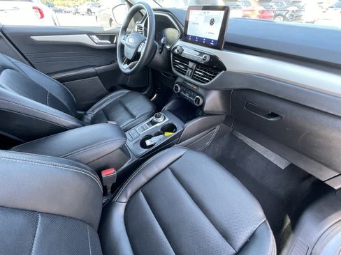 Used 2022 Ford Escape SEL w/ Technology Package image 37