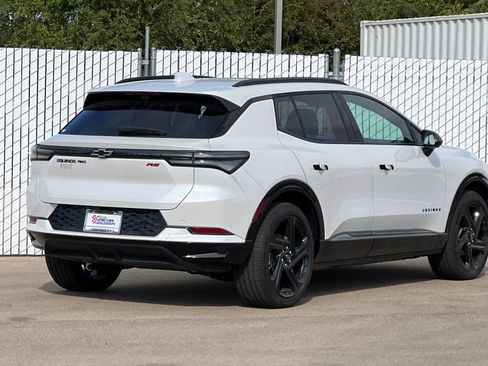 New 2025 Chevrolet Equinox EV RS image 4