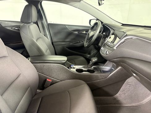 Used 2023 Chevrolet Malibu LT FWD image 17