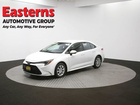 Used 2022 Toyota Corolla LE image 53