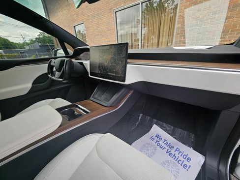Used 2022 Tesla Model X AWD/4WD image 57