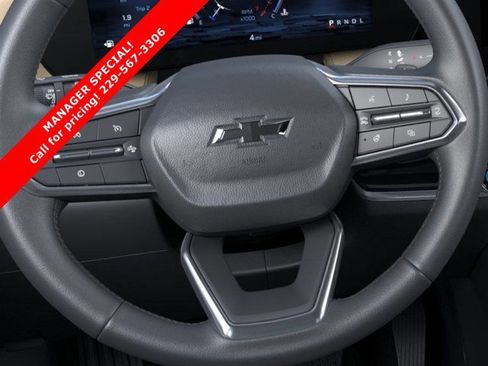 Used 2026 Chevrolet Equinox ACTIV w/ Convenience Package III image 19