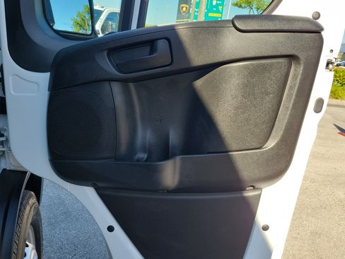 Used 2026 RAM ProMaster 2500 w/ Convenience Group FWD image 24