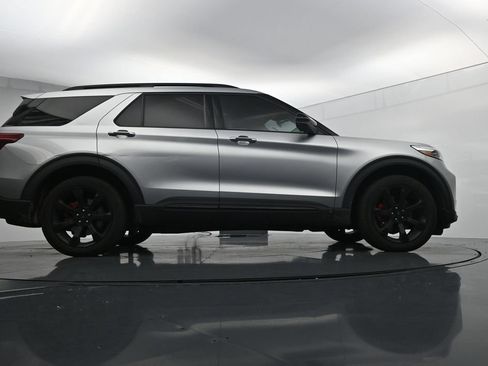 Used 2020 Ford Explorer ST w/ ST Street Pack AWD/4WD image 24