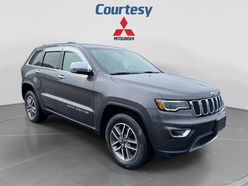 Used 2020 Jeep Grand Cherokee Limited w/ Premium Lighting Group AWD/4WD image 9