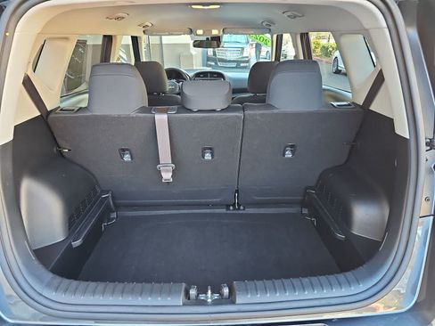 Used 2025 Kia Soul LX w/ LX Technology Package FWD image 23