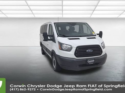 Used 2019 Ford Transit 150 XL image 5