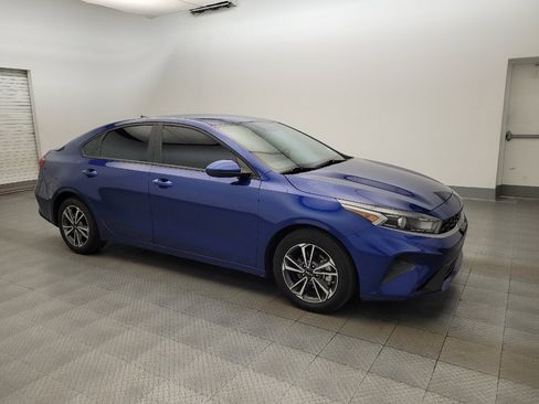 Used 2023 Kia Forte LXS FWD image 11