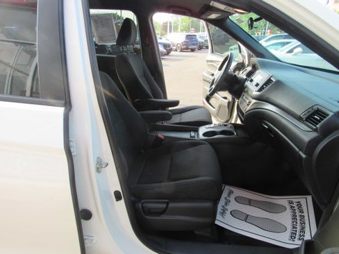 Used 2019 Honda Passport Sport image 19