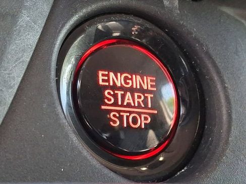 Used 2024 Honda Pilot Touring image 27