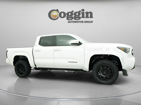 New 2026 Toyota Tacoma SR5 AWD/4WD image 23