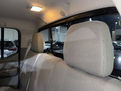 Used 2014 Nissan Frontier SV w/ SV Value Truck Package image 15