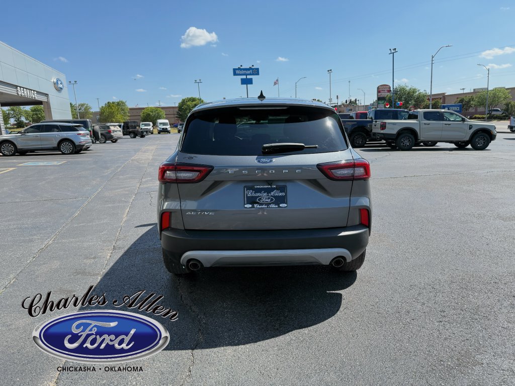 Used 2024 Ford Escape Active FWD image 4