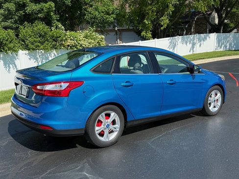 Used 2014 Ford Focus SE FWD image 5