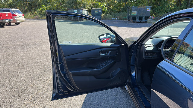 Used 2024 Honda Accord EX image 8