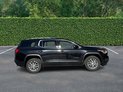 Used 2018 GMC Acadia SLE image 2