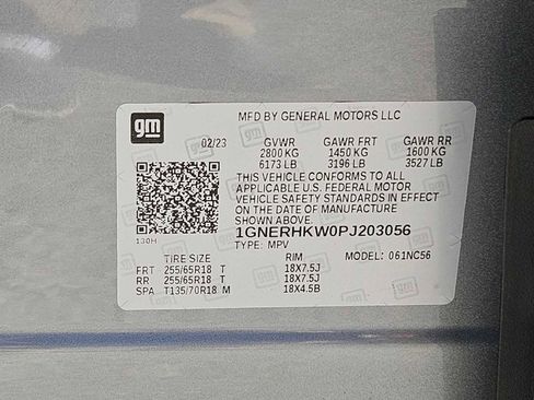 Used 2023 Chevrolet Traverse LT image 36