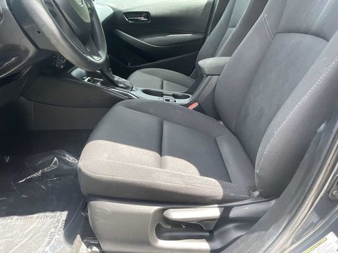 Used 2023 Toyota Corolla LE FWD image 10