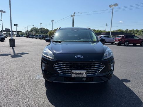 Used 2021 Ford Escape Titanium w/ Titanium Elite Package AWD/4WD image 2