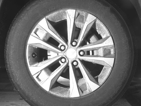Used 2025 Chevrolet Equinox LT FWD image 13