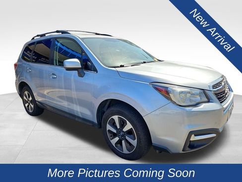 Used 2018 Subaru Forester 2.5i Limited image 1