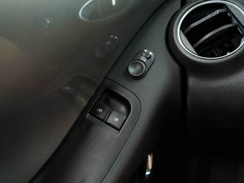 Used 2010 Chevrolet Camaro SS RWD image 29