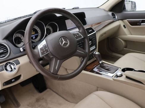 Used 2013 Mercedes-Benz C 300 4MATIC Sedan image 13