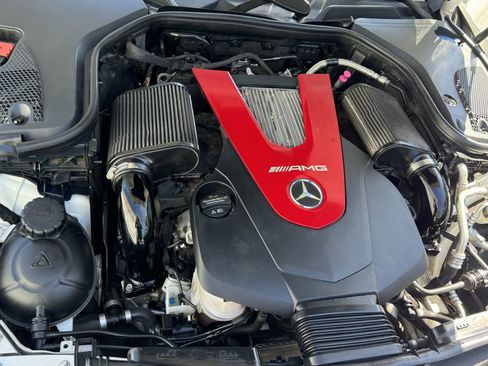 Used 2017 Mercedes-Benz E 43 AMG 4MATIC Sedan image 38