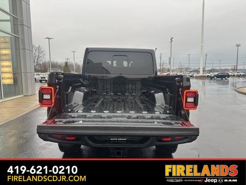 Used 2020 Jeep Gladiator Rubicon image 12
