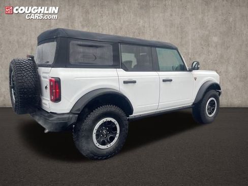 Used 2024 Ford Bronco Badlands image 4