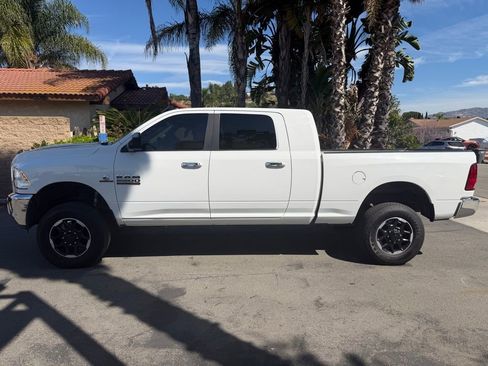 Used 2017 RAM 2500 Big Horn image 4