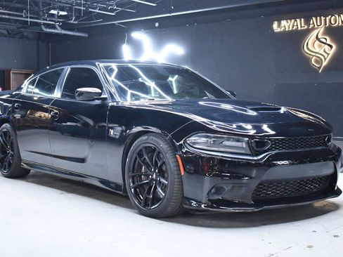 Used 2020 Dodge Charger Scat Pack w/ Dynamics Package RWD image 2