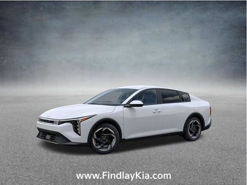 New 2026 Kia K4 EX image 3