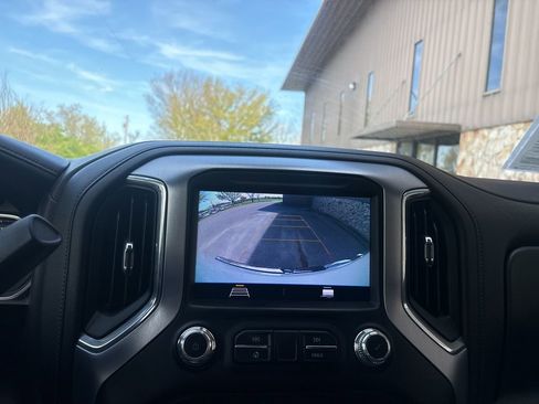 Used 2020 GMC Sierra 1500 SLE w/ Trailering Package image 23