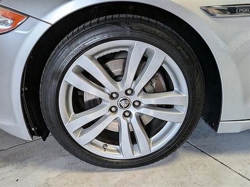 Used 2012 Jaguar XJ L RWD image 15