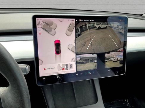 Used 2021 Tesla Model Y 2WD image 14
