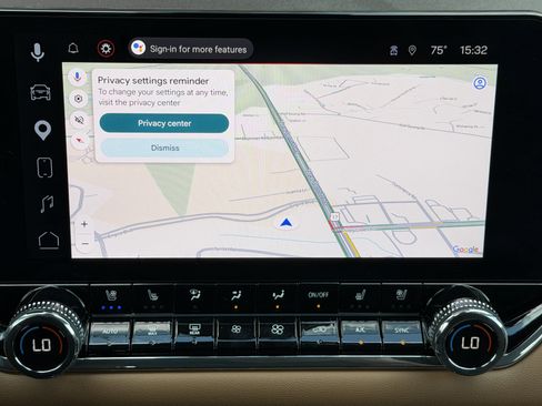 Used 2023 GMC Canyon AT4 w/ AT4 Premium Package image 18