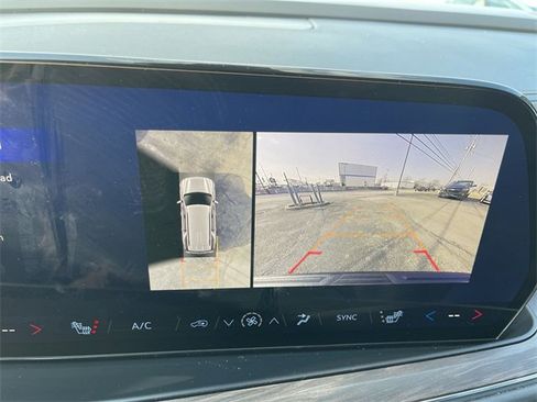 Used 2025 Chevrolet Tahoe LT image 17