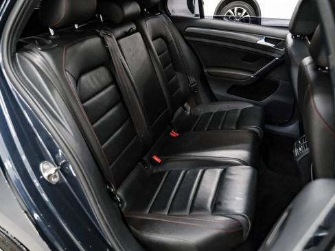 Used 2019 Volkswagen GTI SE FWD image 32